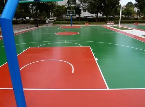 雅安球场地面翻新,裂缝修重要性
